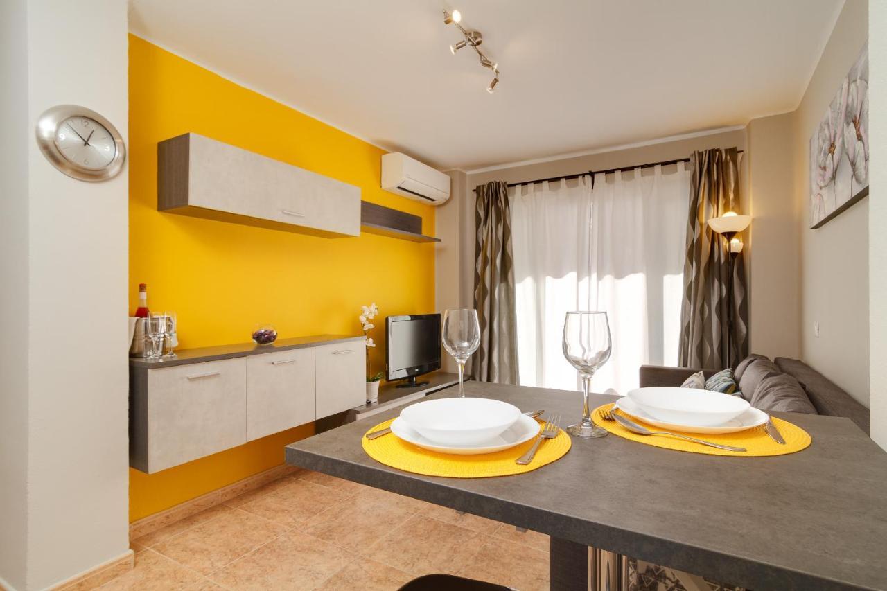 Apartmento Caribe Centro Casasol เนร์คา ภายนอก รูปภาพ